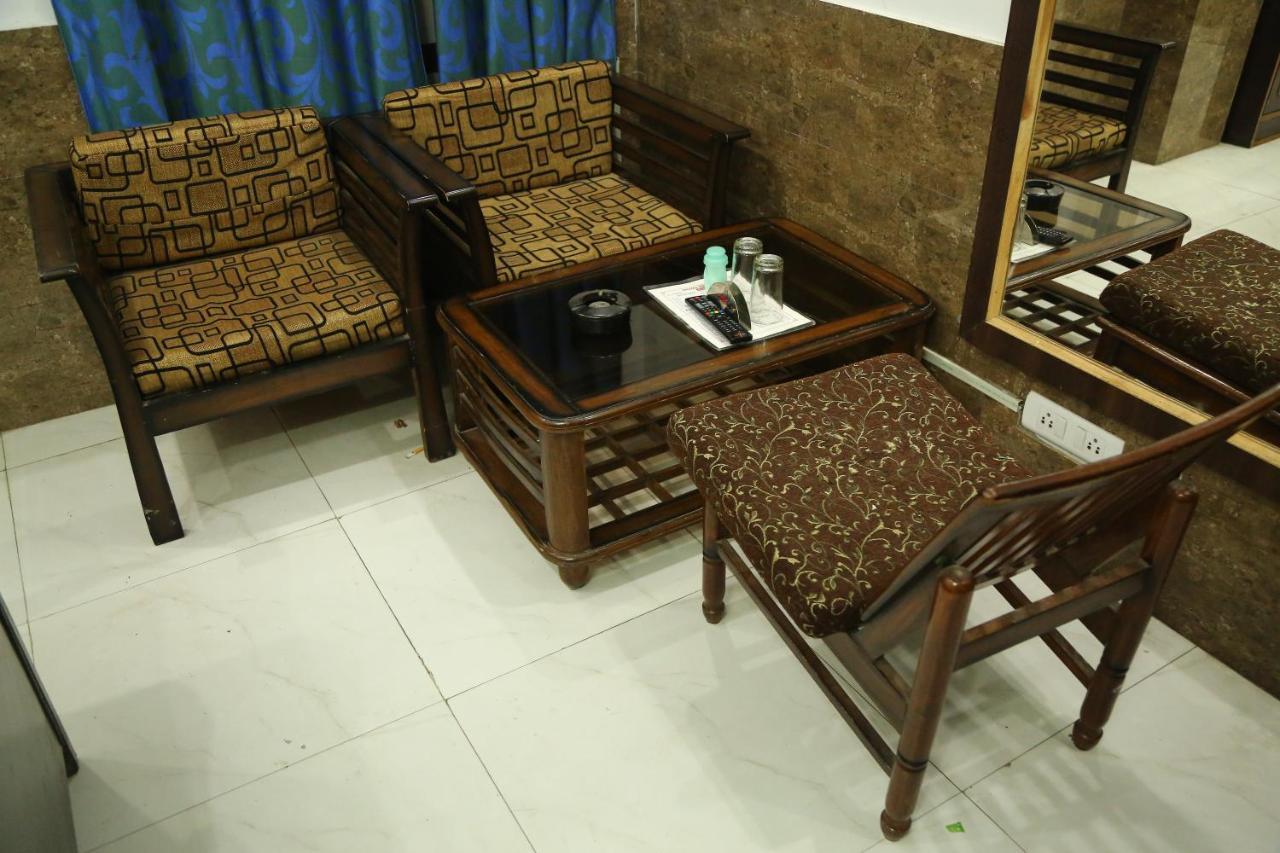 Hotel Diamond Palace Chandīgarh Esterno foto