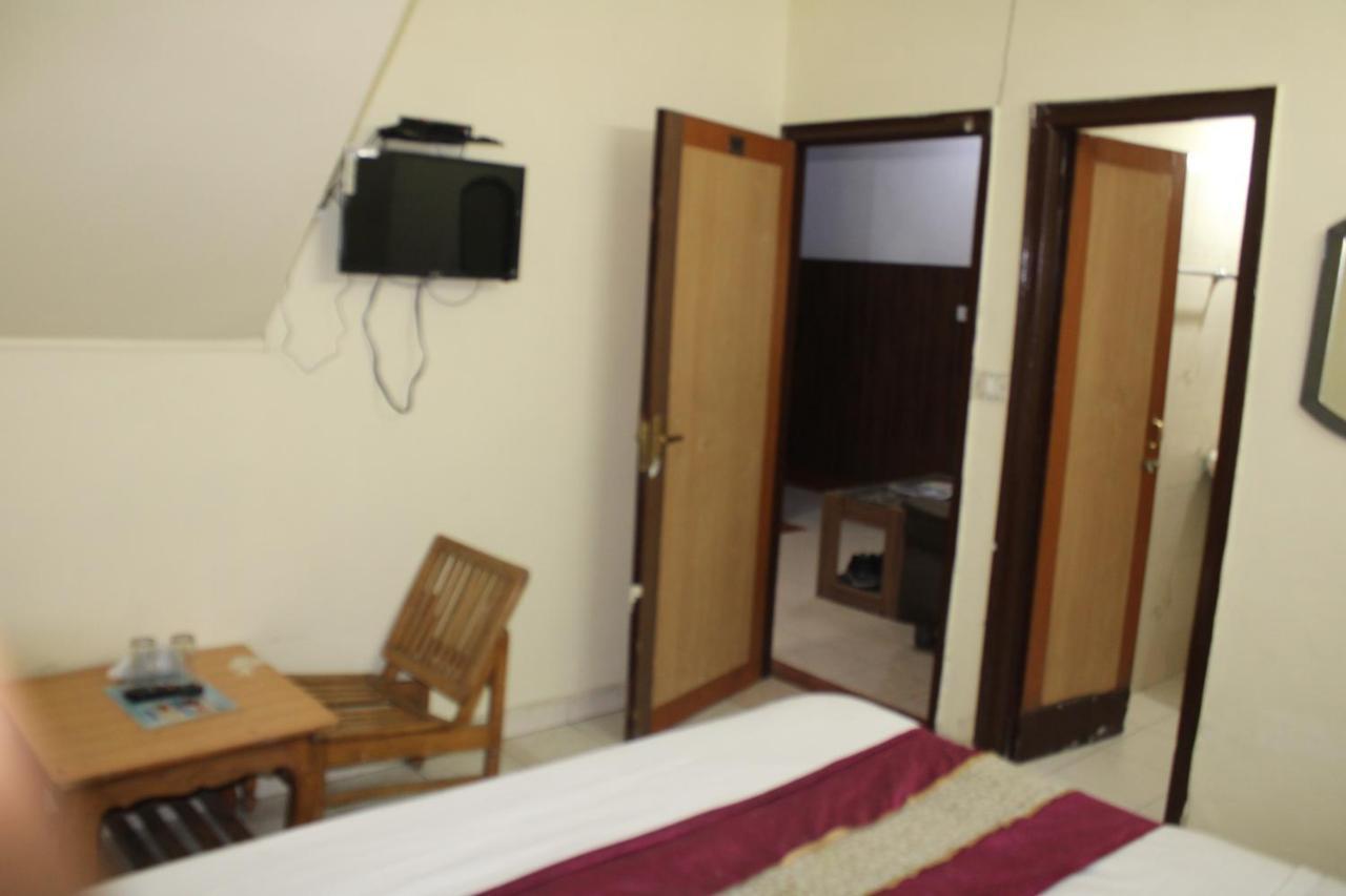 Hotel Diamond Palace Chandīgarh Esterno foto